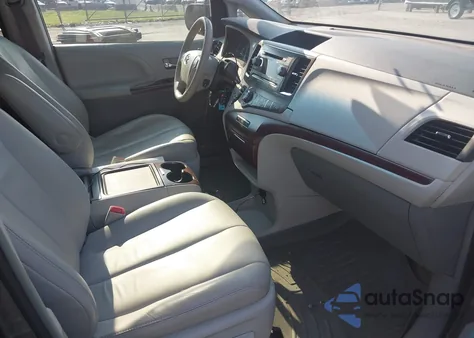 2013 Toyota Sienna Xle V6 8 Passenger из США, поврежденный, VIN 5TDYK3DC4DS337177